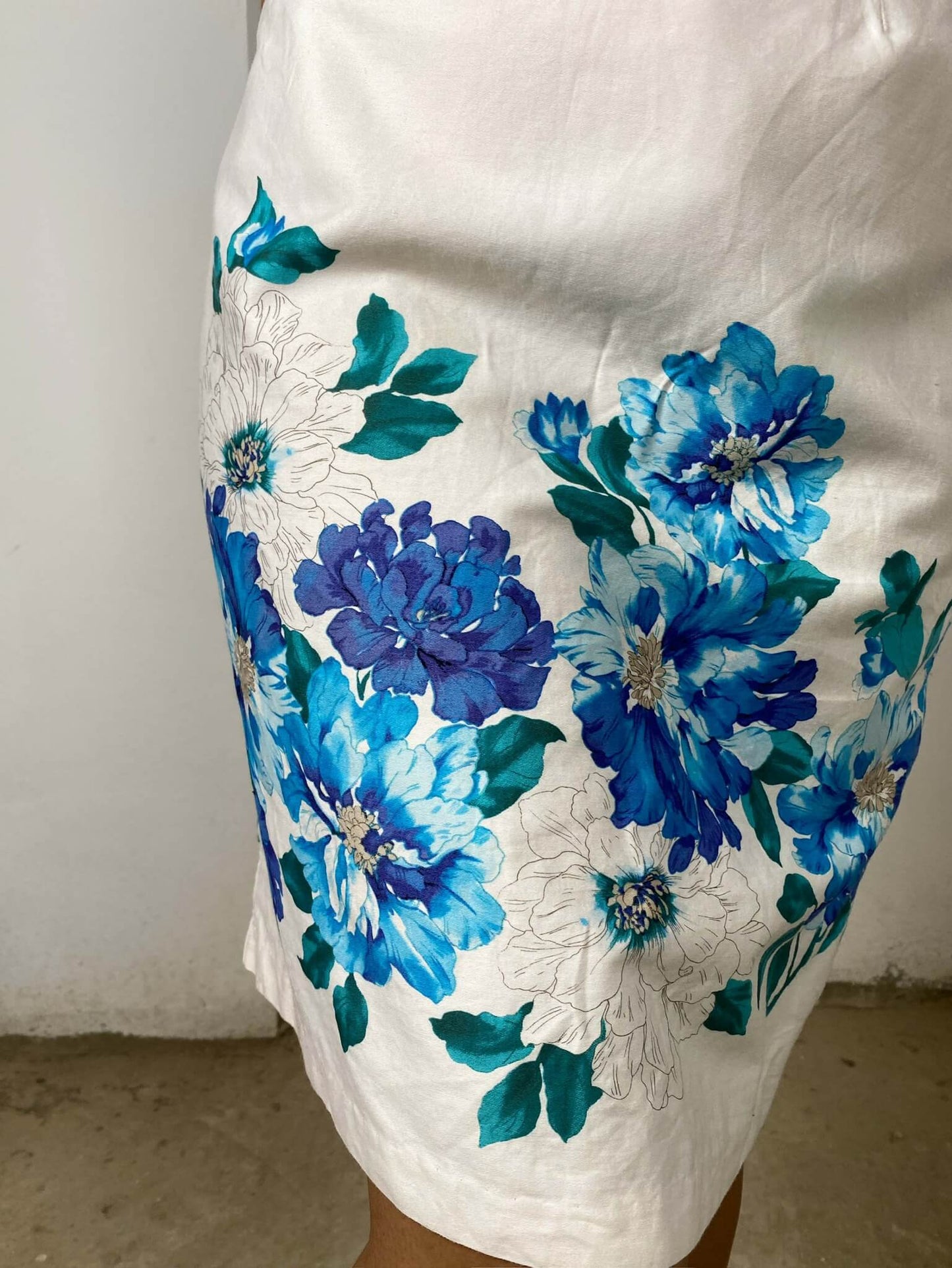 Floral White Vintage Skirt
