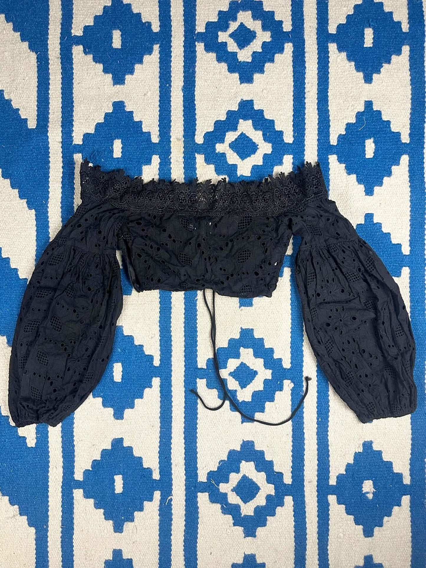 Eyelet Off-shoulder Black Top