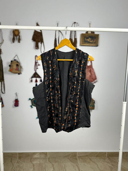 Siwa Embroidered Black Vest