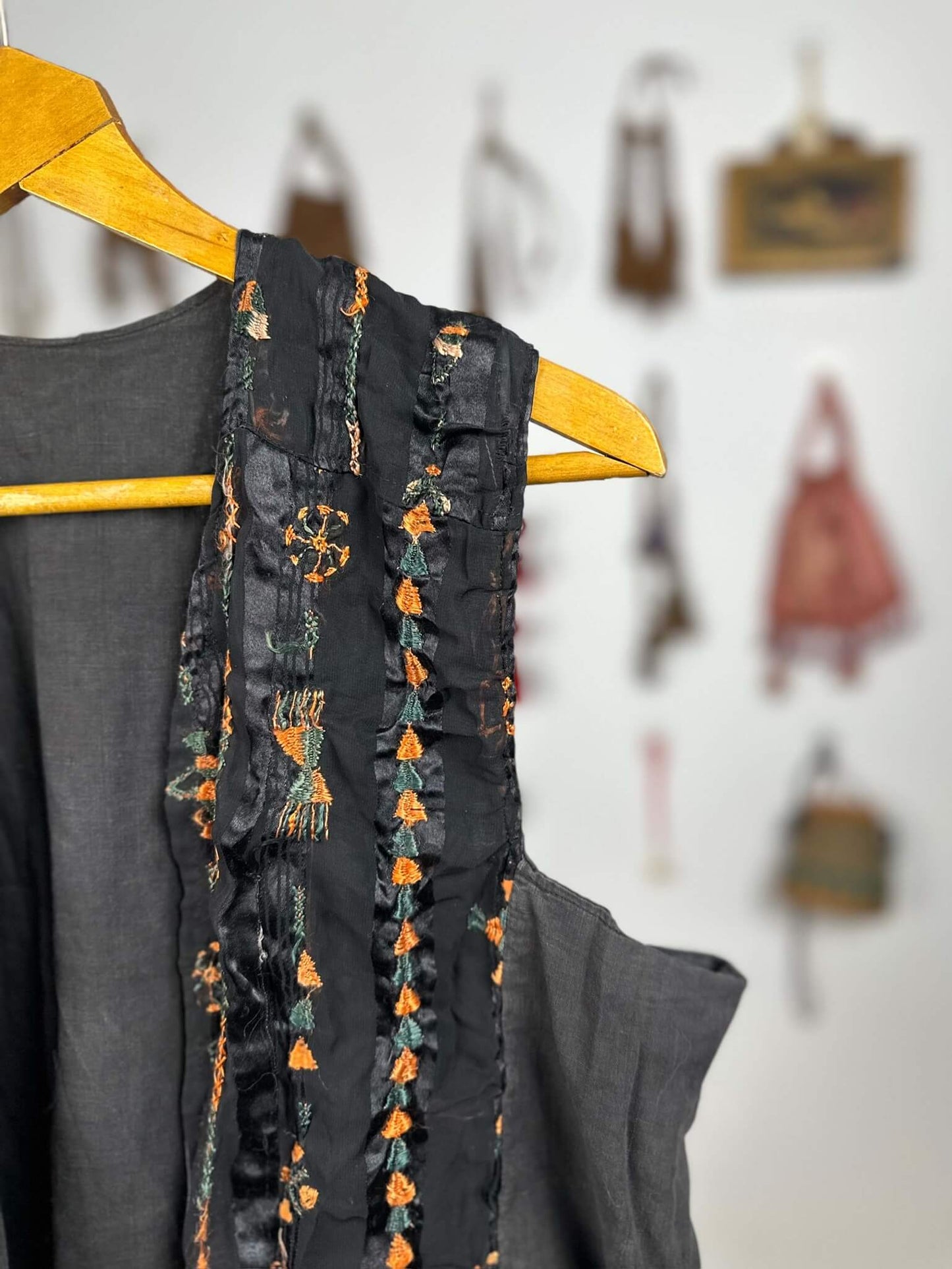 Siwa Embroidered Black Vest