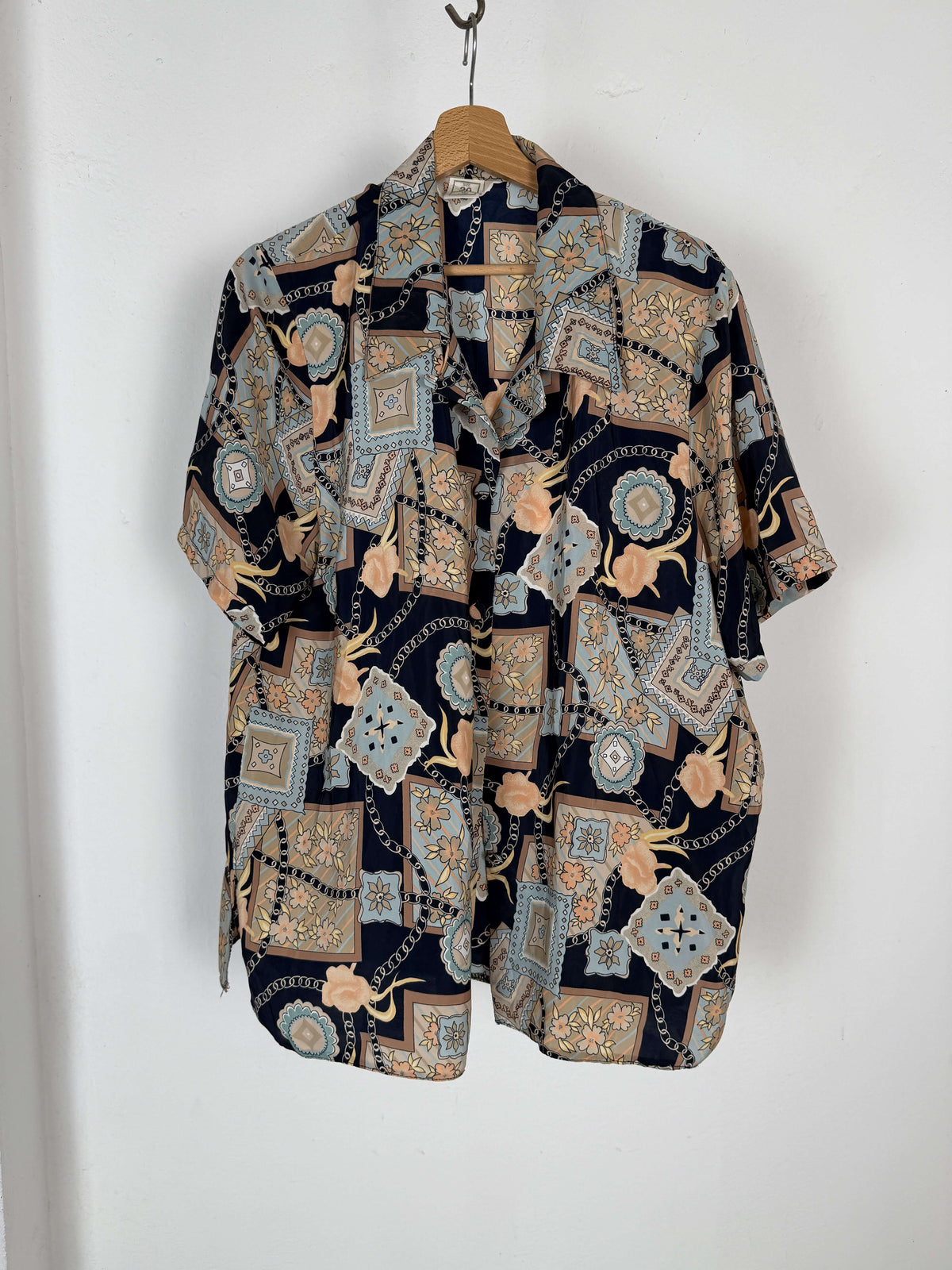 Patterned Vintage Shirt